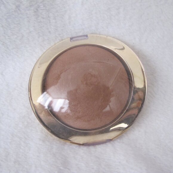 Must Bundle - Tarte Shape Tape Glow Bronzer - Picture 1 of 6